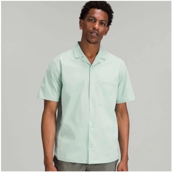 Lululemon Airing Easy Camp Collar Shirt NWT - Picture 1 of 5